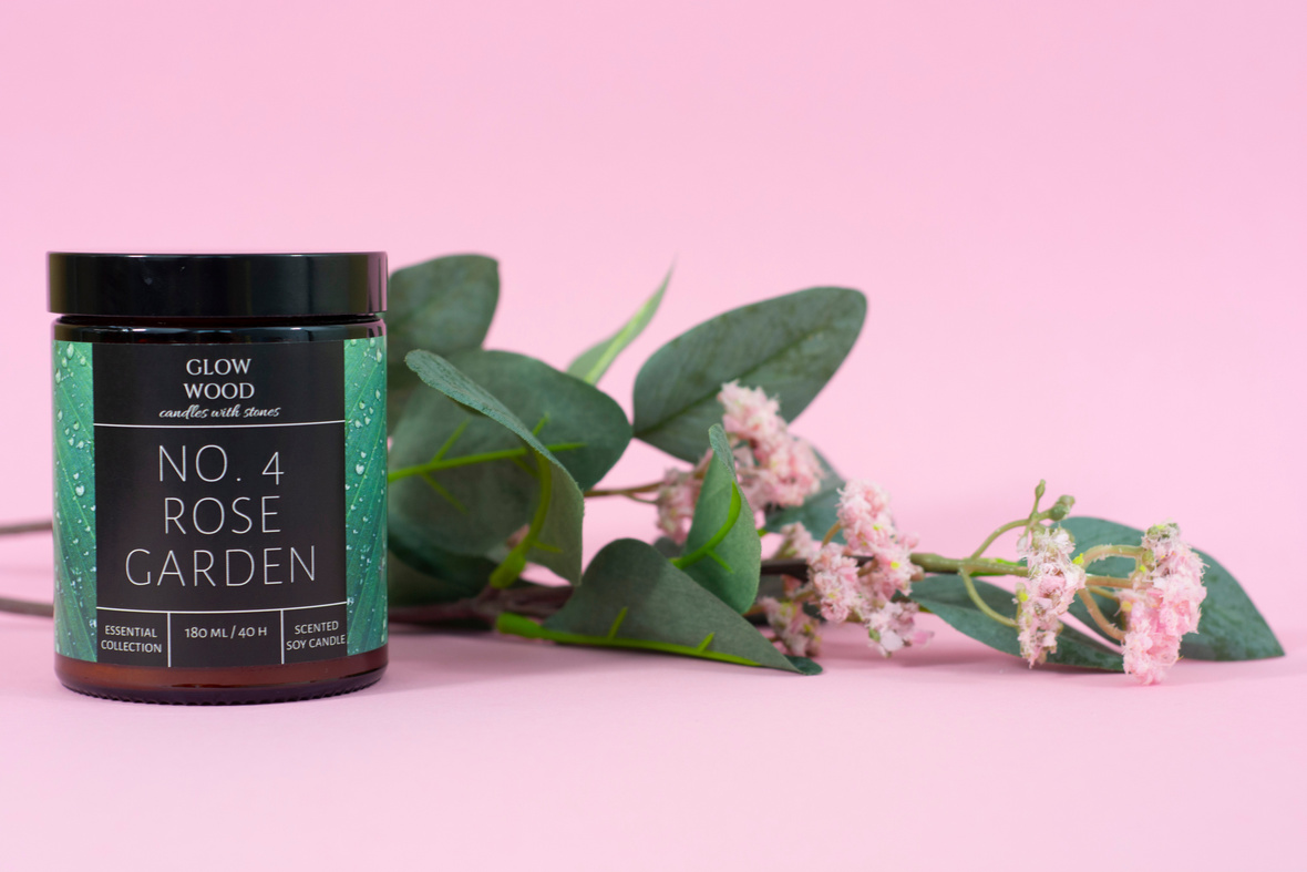 A Product Photography of Glow Wood No. 4 Rose Garden  Scented Candle
